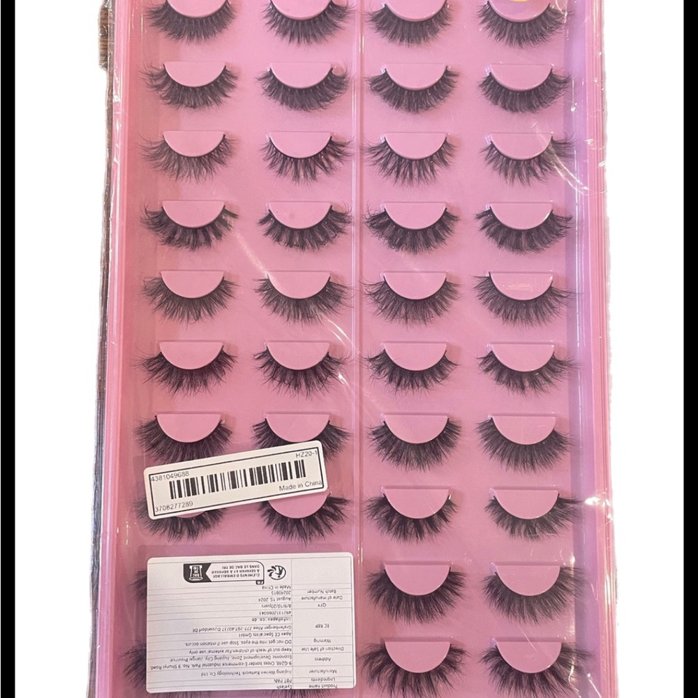 Dramatic Black False Eyelashes Set